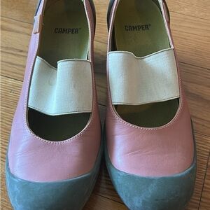 Camper Women's Pink and Gray Flats